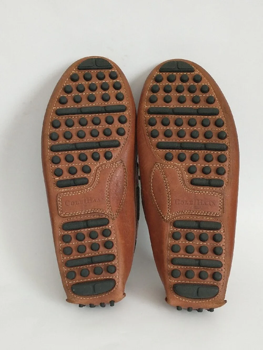 Cole Haan Men's Brown Leather Moccasin Driving Loafers. SIZE 7M